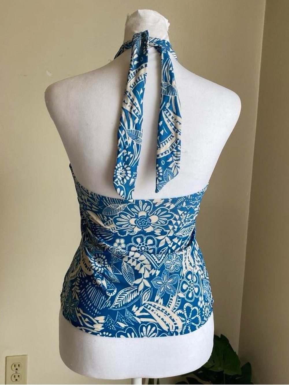 Y2K blue sparkly floral halter swim top - Picture 8 of 8